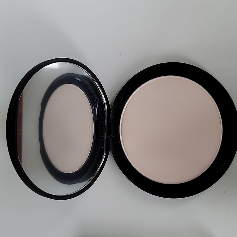 NARS Soft Matte Advanced Perfecting Powder "CLIFF" - Picture 5 of 7
